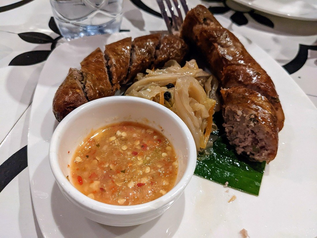 Saucisse lao aux herbes